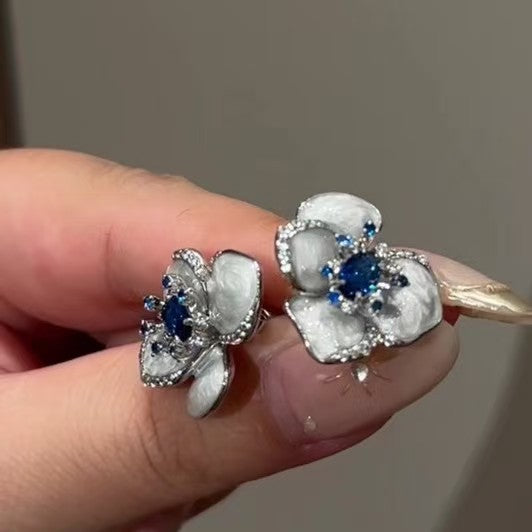 Wholesale Trendy Blue Three Dimensional Flower Earrings New Chinese Style Alloy Stud Earrings Boutique Jewelry Accessory For Resale