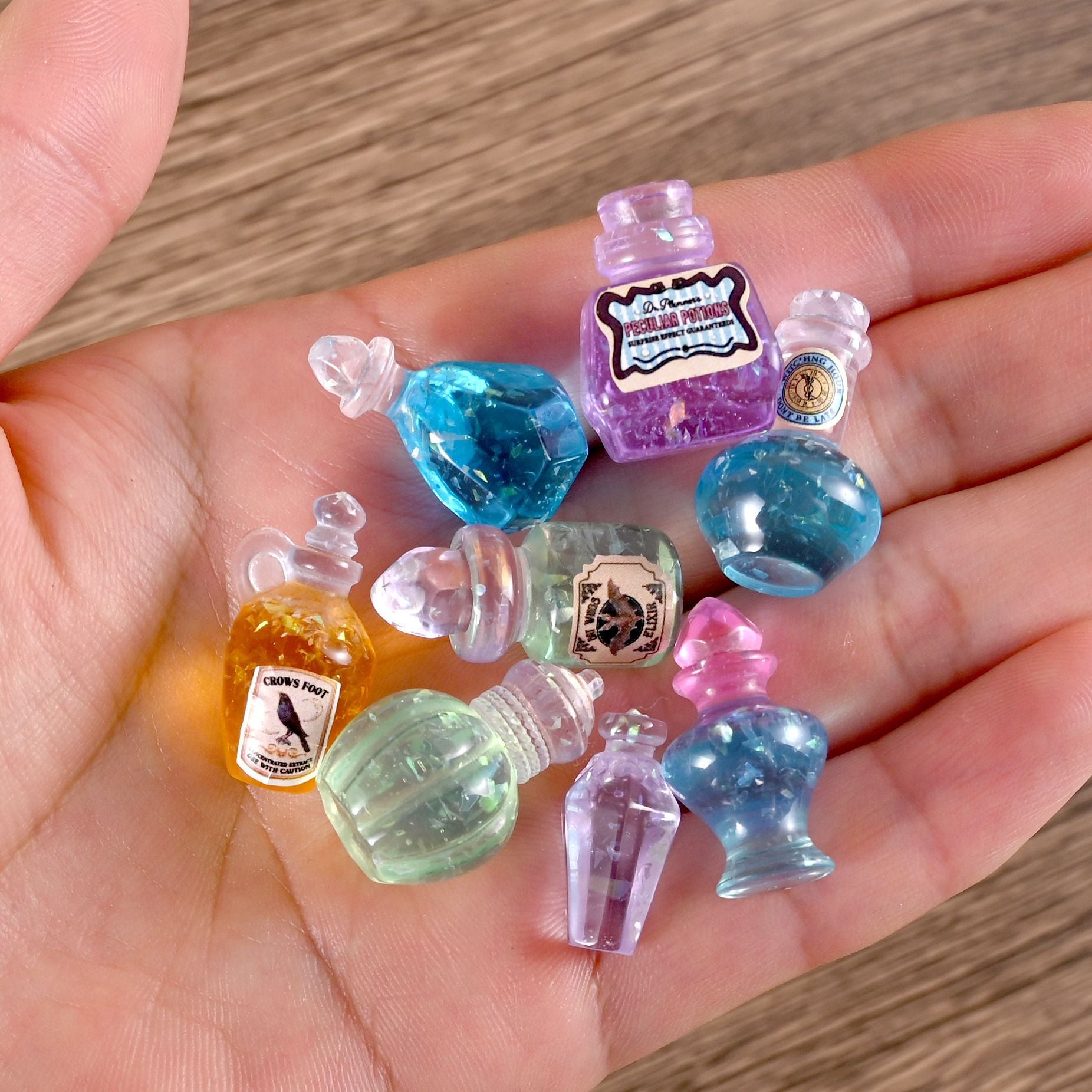 Wholesale Retro Magic Potion Bottle Miniature Resin Decor For Dollhouse 1 12 Scale Chic DIY Accessory Party Favor