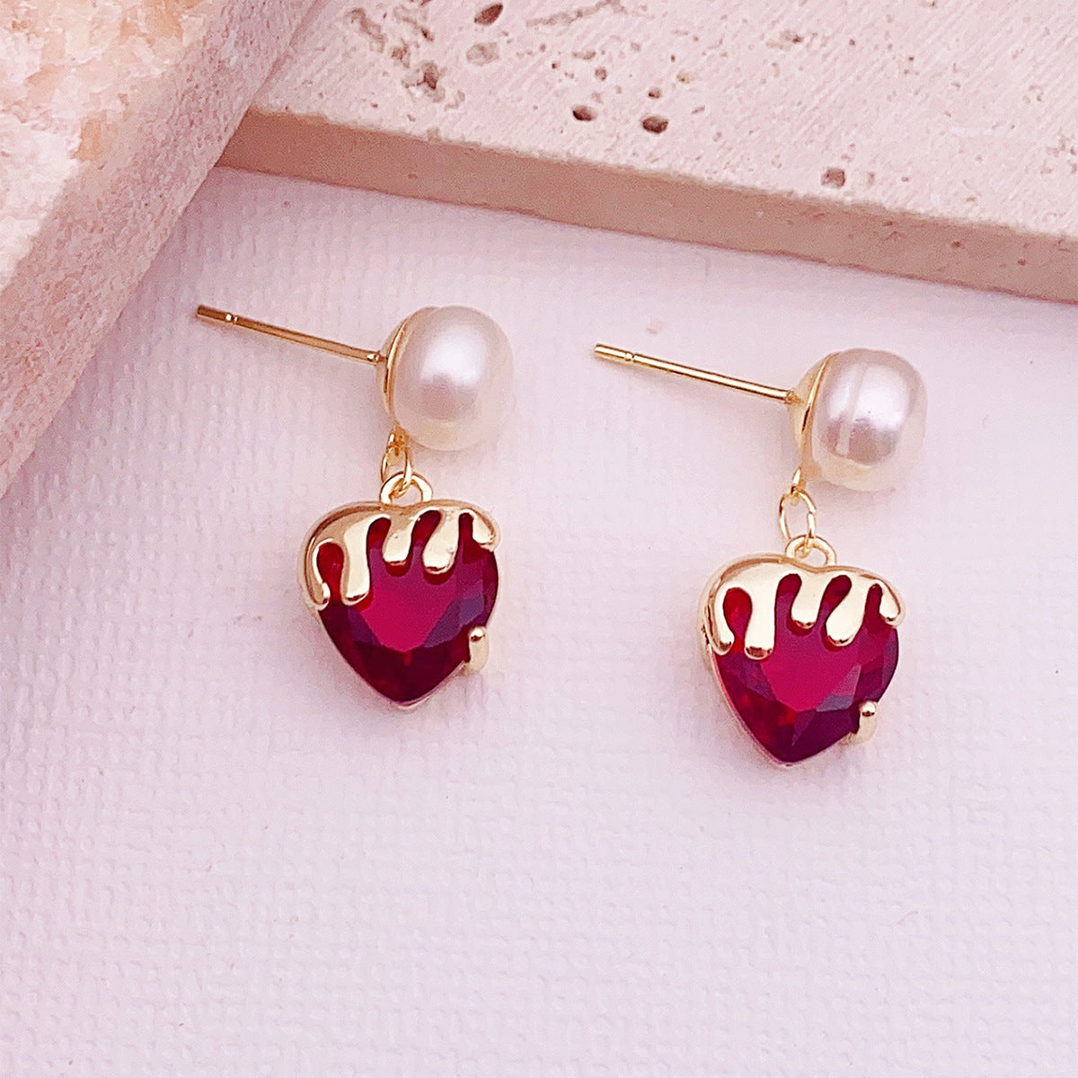 Wholesale Freshwater Pearl Zircon Heart Earrings