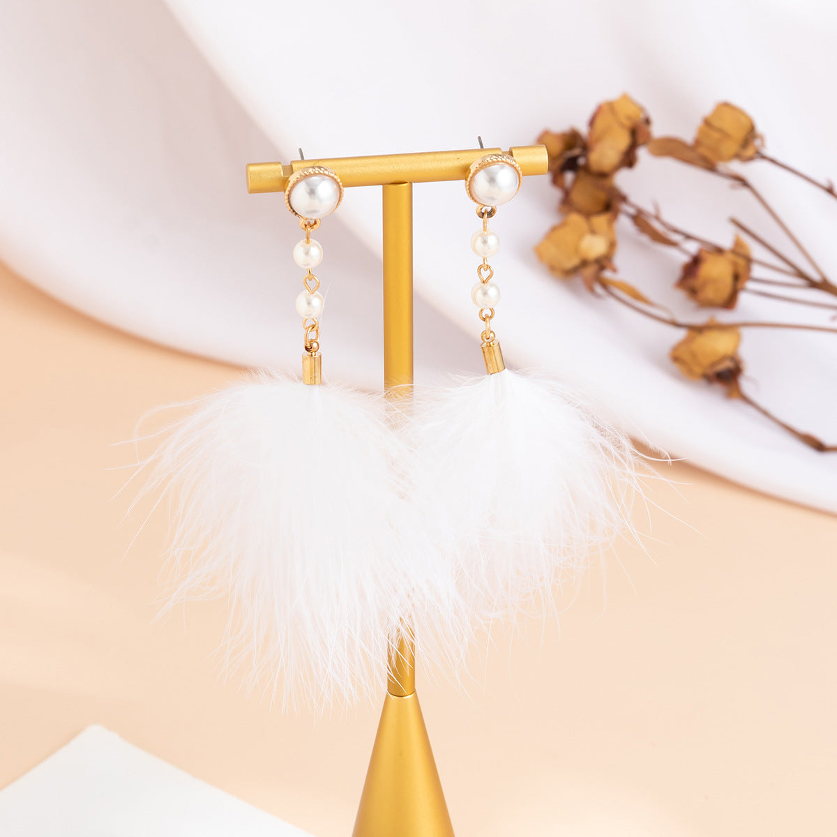 Wholesale Temperament Feather Tassel Imitation Pearl Earrings