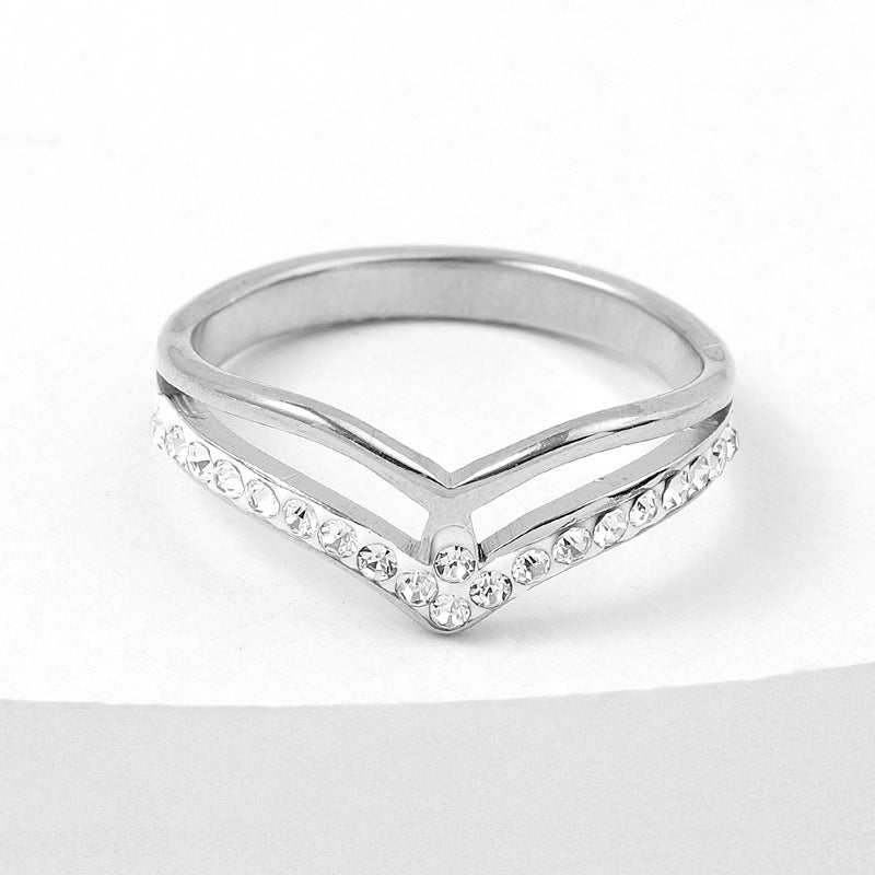 Wholesale stainless steel irregular gold crown inlaid clay diamond ring