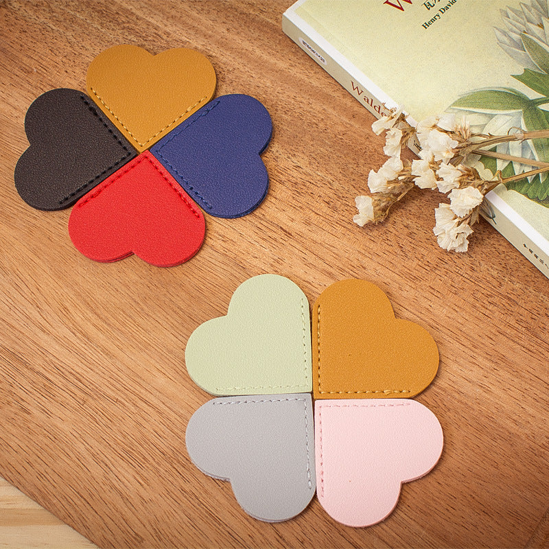 Wholesale Creative Leather Love Pu Simple Portable Book Page Holder Student Gift Heart-shaped Bookmark Book Corner Protective Cover