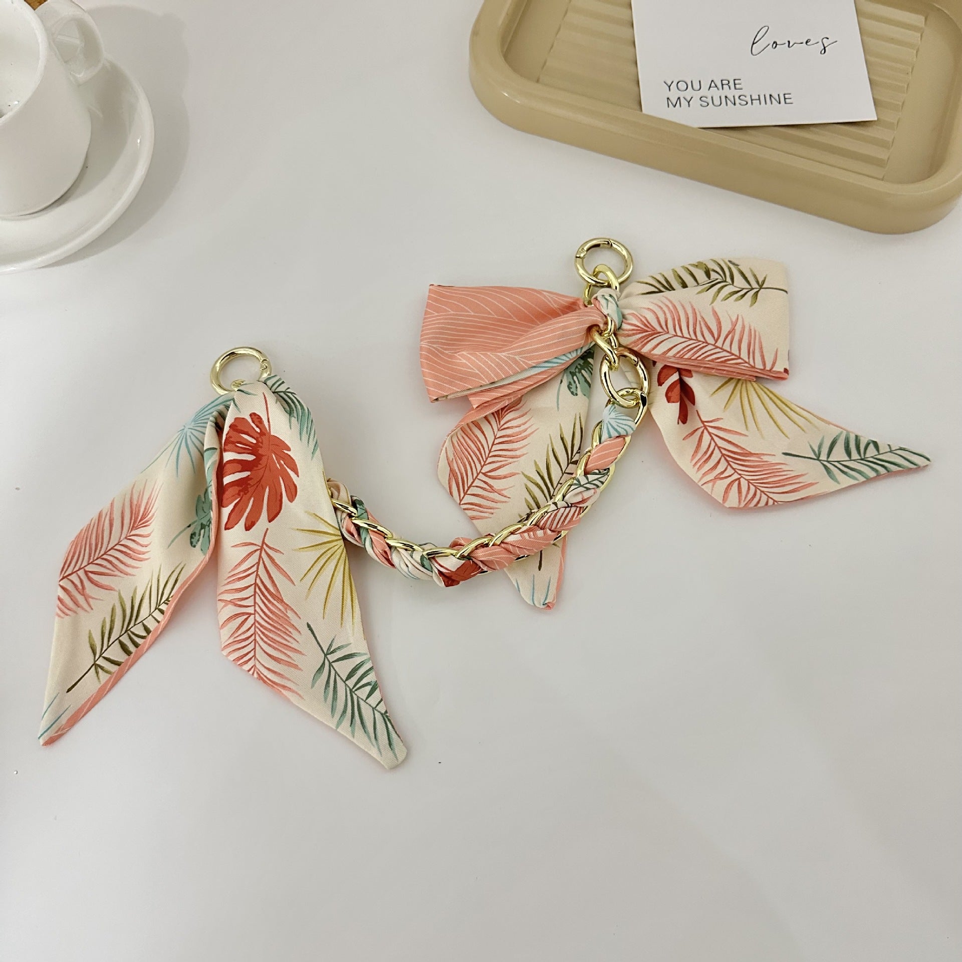 Wholesale Swallowtail Bow Metal Chain Keychain