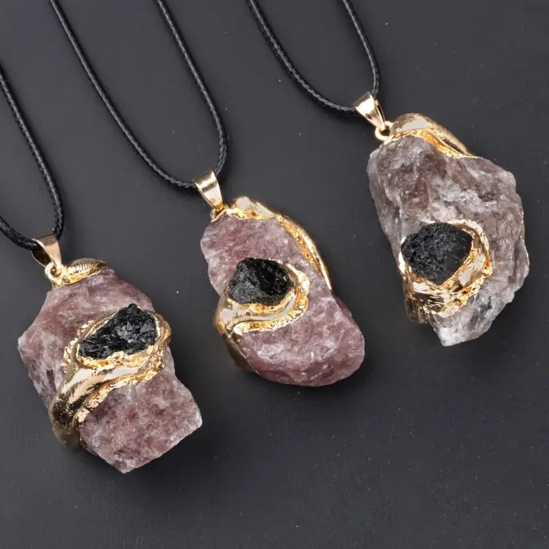 Wholesale of Multicolored Irregular Crystal Necklaces
