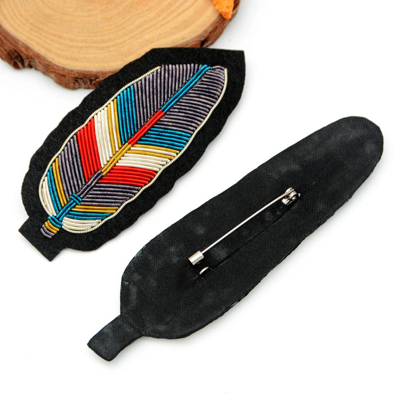 Wholesale 2pcs DIY Hand Embroidered Indian Silk Colorful Feather Cloth Patches Hat Clothes Accessories FS