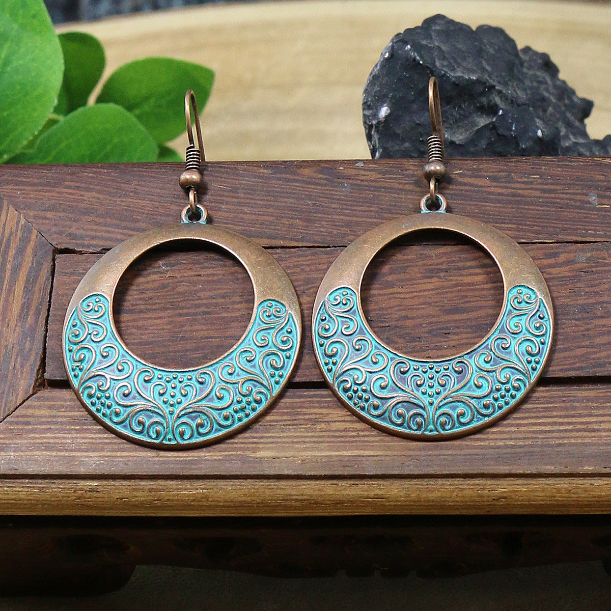 Wholesale Vintage Double Layer Turquoise Leaf Hollow Stud Earrings