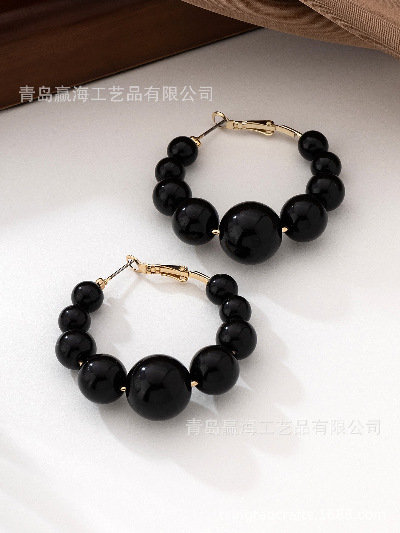 Wholesale Temperament, Metallic Feel, Fashionable and Versatile, with Round Bead Earrings