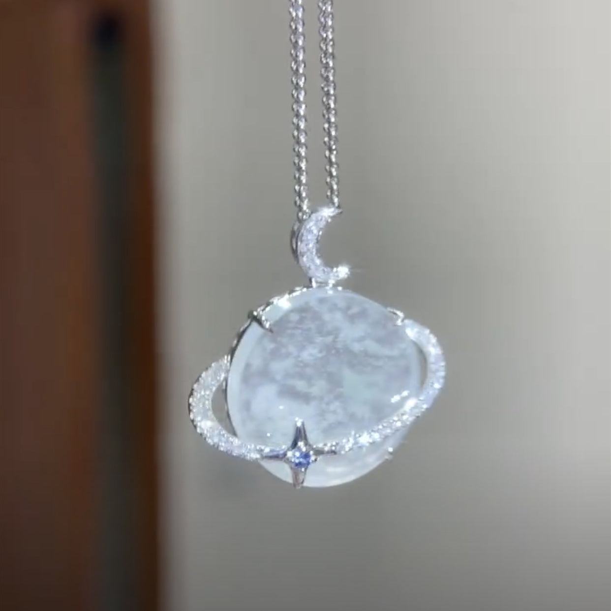 Collares de plata lunar de diamantes al por mayor