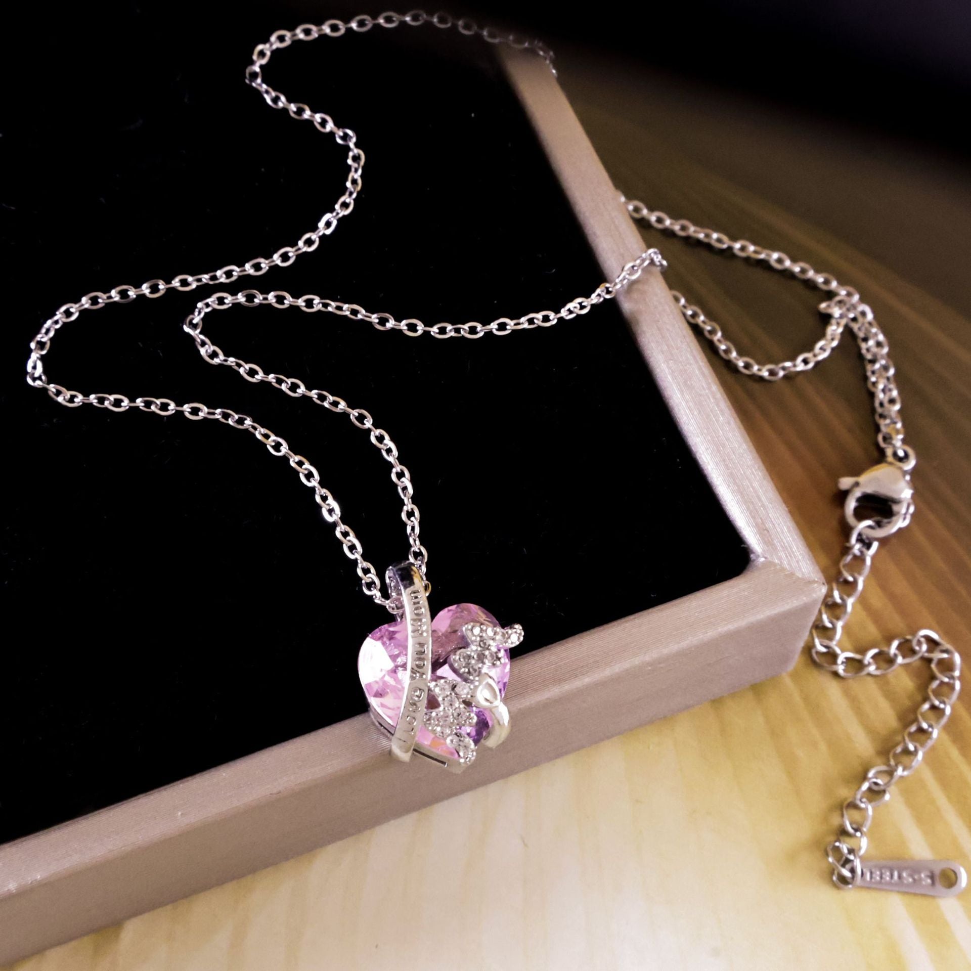 Wholesale Titanium Steel Heart Necklace