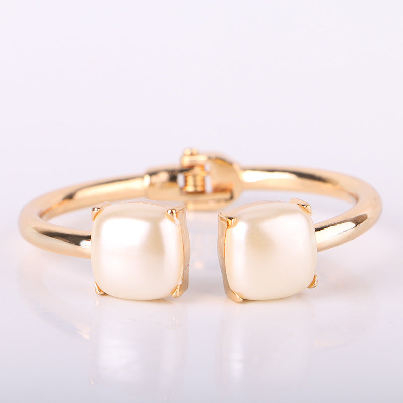 Wholesale Pearl double-layer semi open Layered Bracelet Set