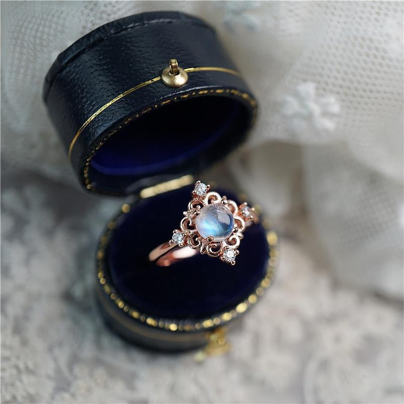 Wholesale Inlaid Moonstone Diamond Lace Retro Palace Style Ring