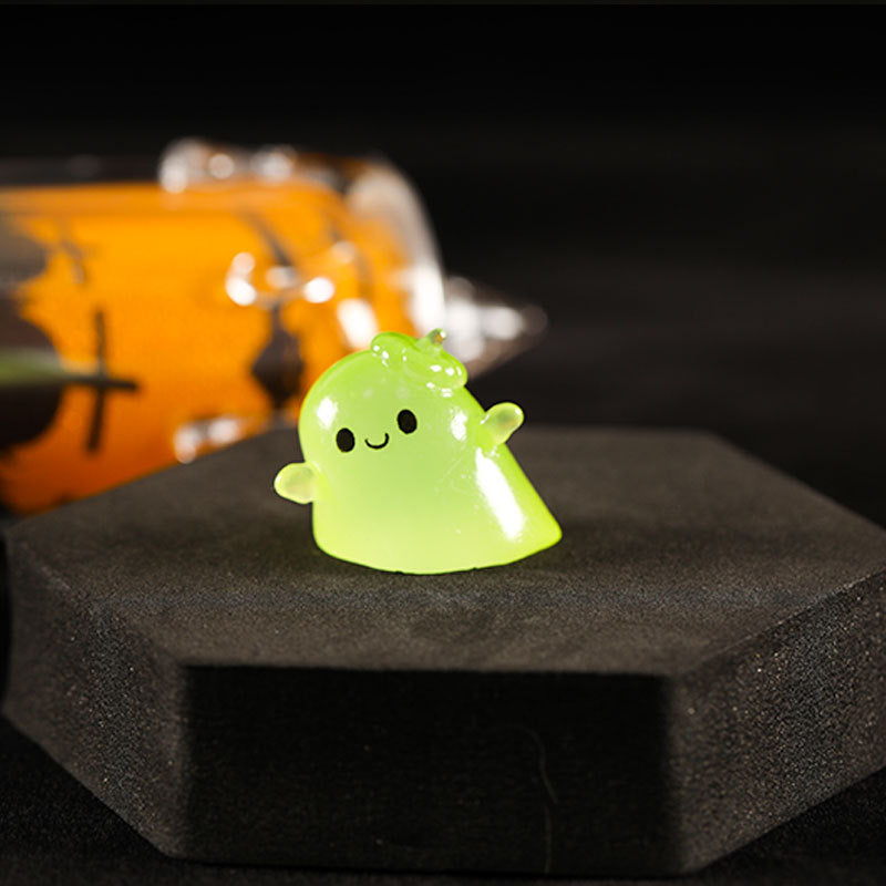 Wholesale Cute Resin  Ghost Cat Figurine – Glow-in-the-Dark DIY Pendant for Home Decor,  Party Gift,  Craft Supply