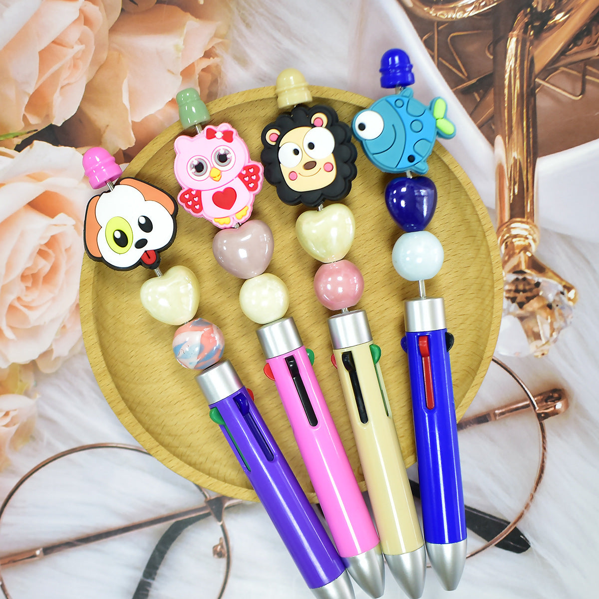 Wholesale Random 100pcs/pack  Cute Cartoon Animal Series Beads  Focal Beads