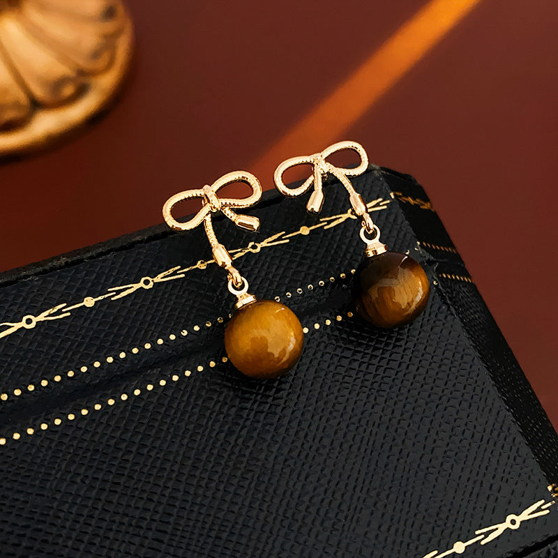 Wholesale Real Gold Electroplating Autumn and Winter Retro Fashion Temperament High-end Round Tiger Eye Stone Earrings