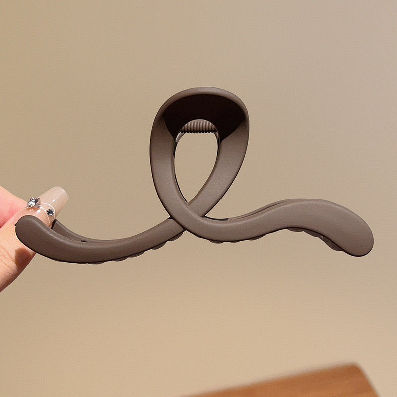 Wholesale Geometric Line Plastic Frosted Hair Clips