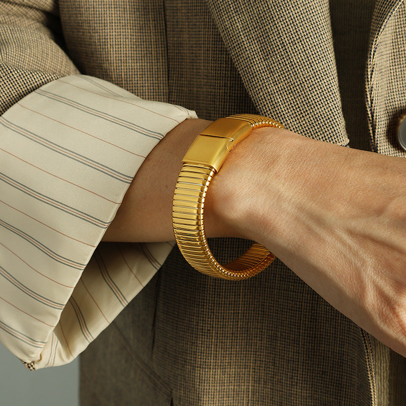 Wholesale Retro Personalized New Titanium Steel Magnetic Gold-plated Bracelet