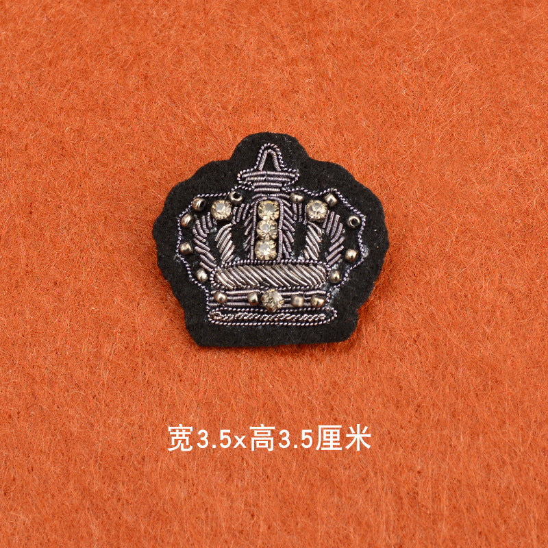 Wholesale 2pcs DIY Hand Embroidered Indian Silk Cloth Patches Hat Clothes Crown Patches FS