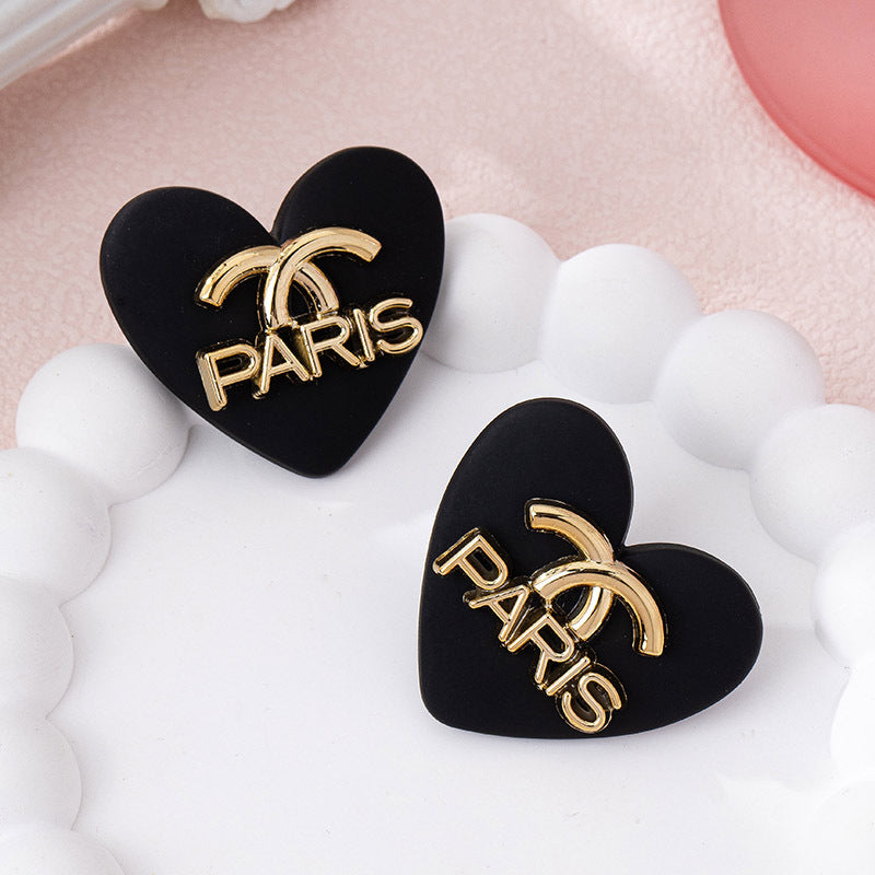 Wholesale Stylish French Retro Geometric Stud Earrings For Women Black Alloy Plated Finish Fashion Jewelry For Boutique Resale