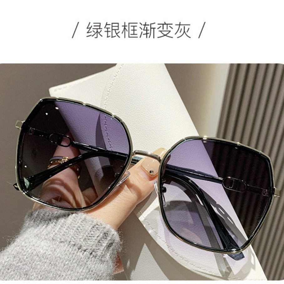 Wholesale Fashion Large Frame Polarized Anti-UV Sunglasses