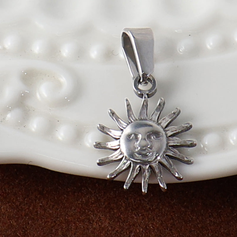 Wholesale 10pcs Stainless steel camera bow and arrow game console sun pendant