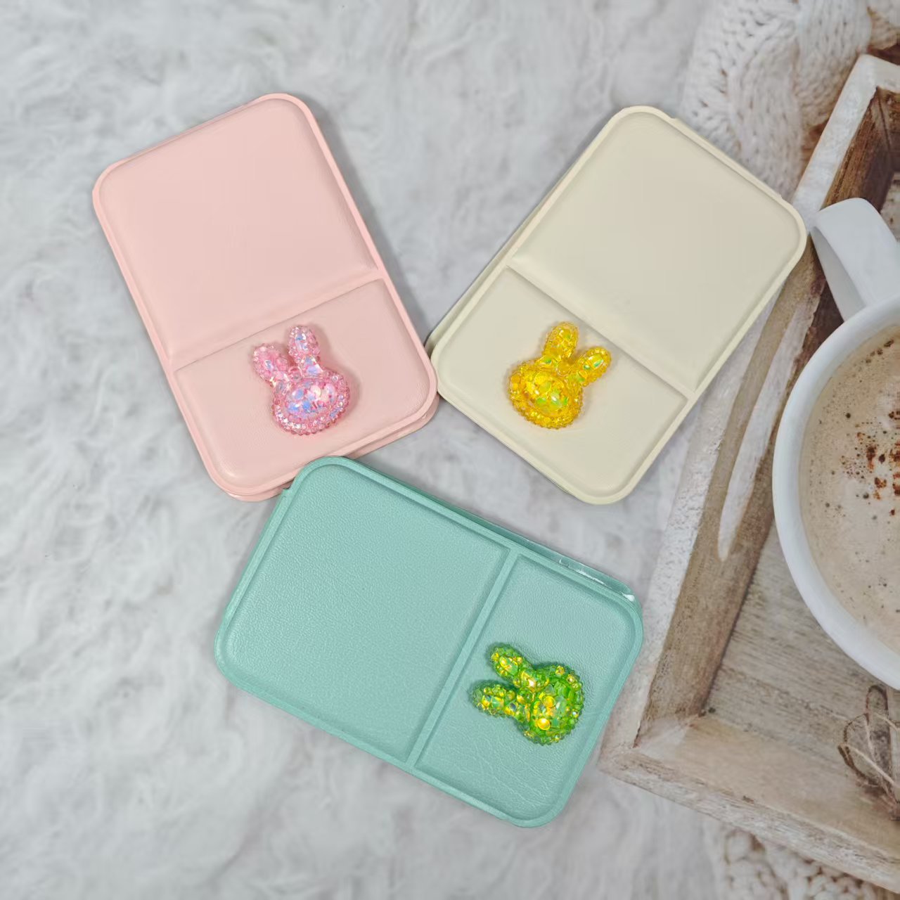 Wholesale Bow shaped folding makeup mirror