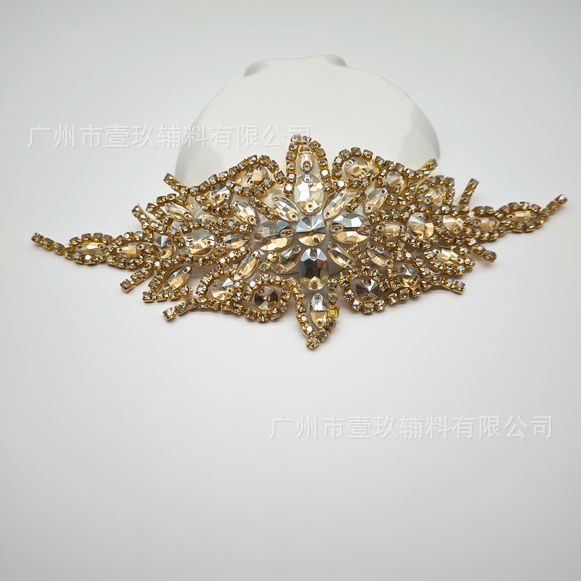 Wholesale Colored flower water diamond hot melt adhesive DIY Patches