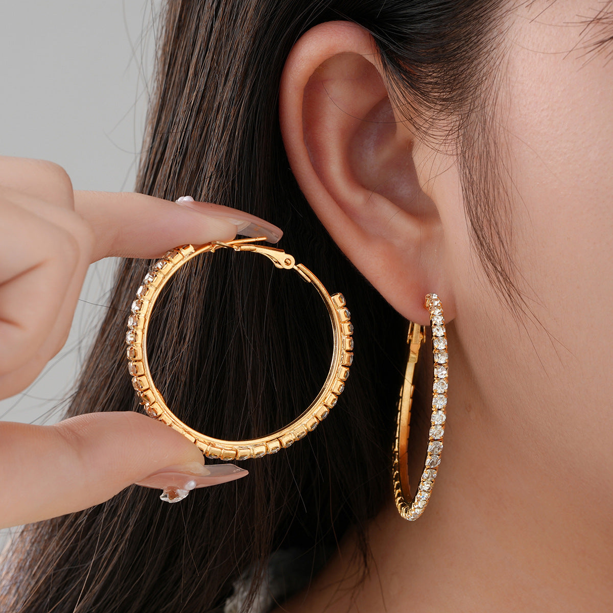 Wholesale Exaggerated geometric dot diamond large circle earrings