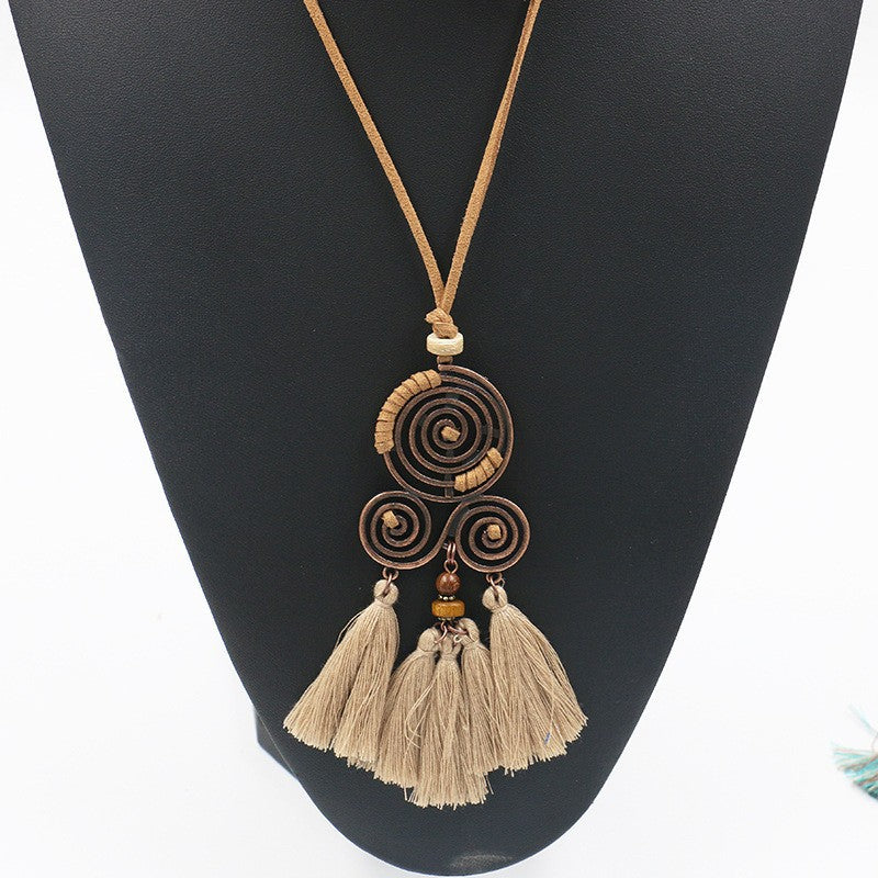Wholesale Bohemian Tassel Flower Pendant Long Alloy Necklace