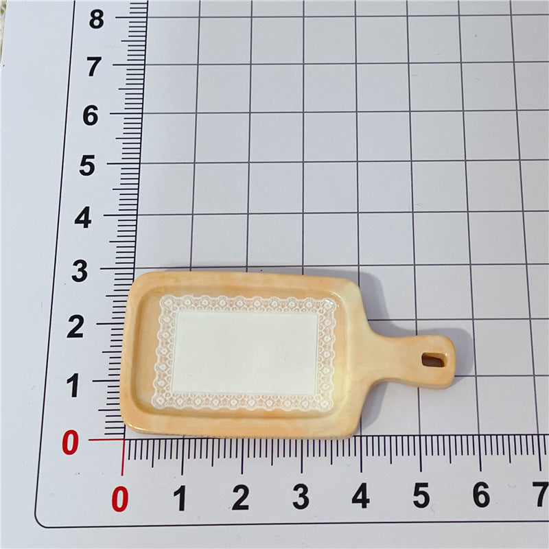 Wholesale Miniature placemats, pizza pans  trays  bread ornaments Doll Accessories