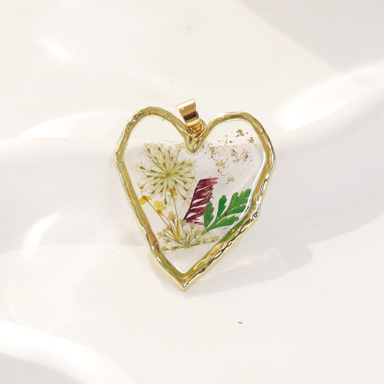 Wholesale 6pcs Irregular Love Month Flower Real Flower Pendant Resin Accessories
