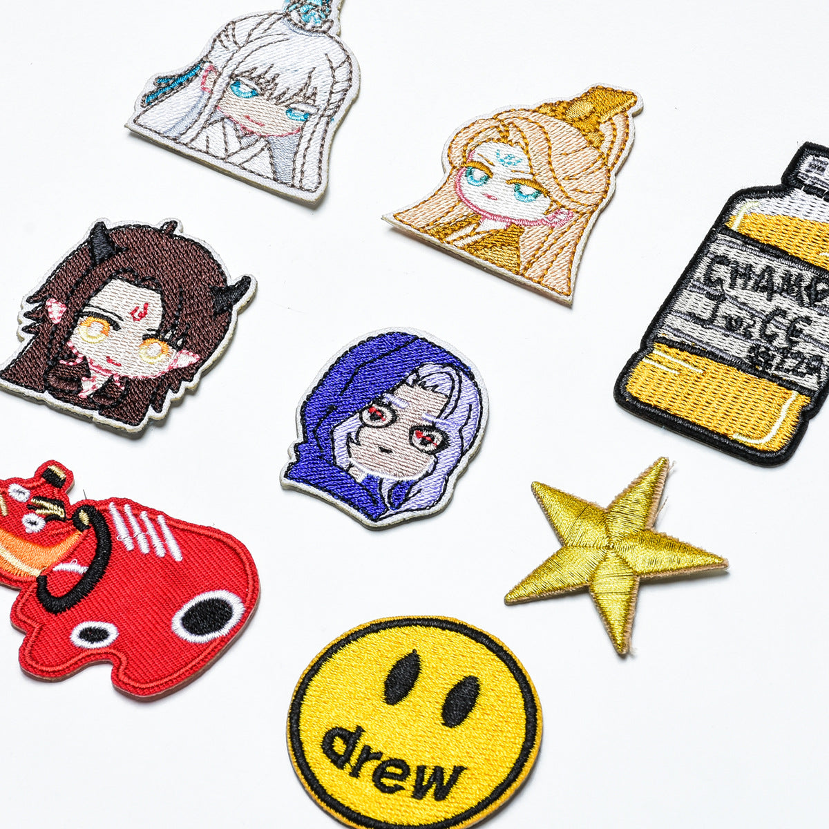 Wholesale Trendy Embroidered Felt Patches Self Adhesive For Clothing Jeans Repair Boutique Resale