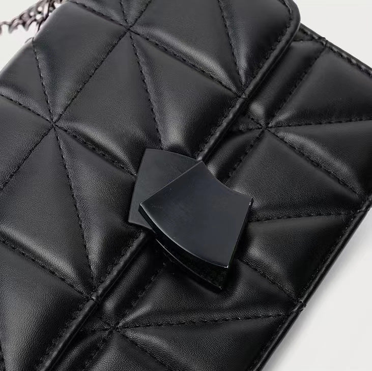 Wholesale 2023 Lingge Chain Crossbody PU Shoulder Bag