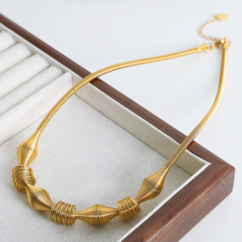 Wholesale Vintage Copper Spring Necklaces and Collarbone Chains