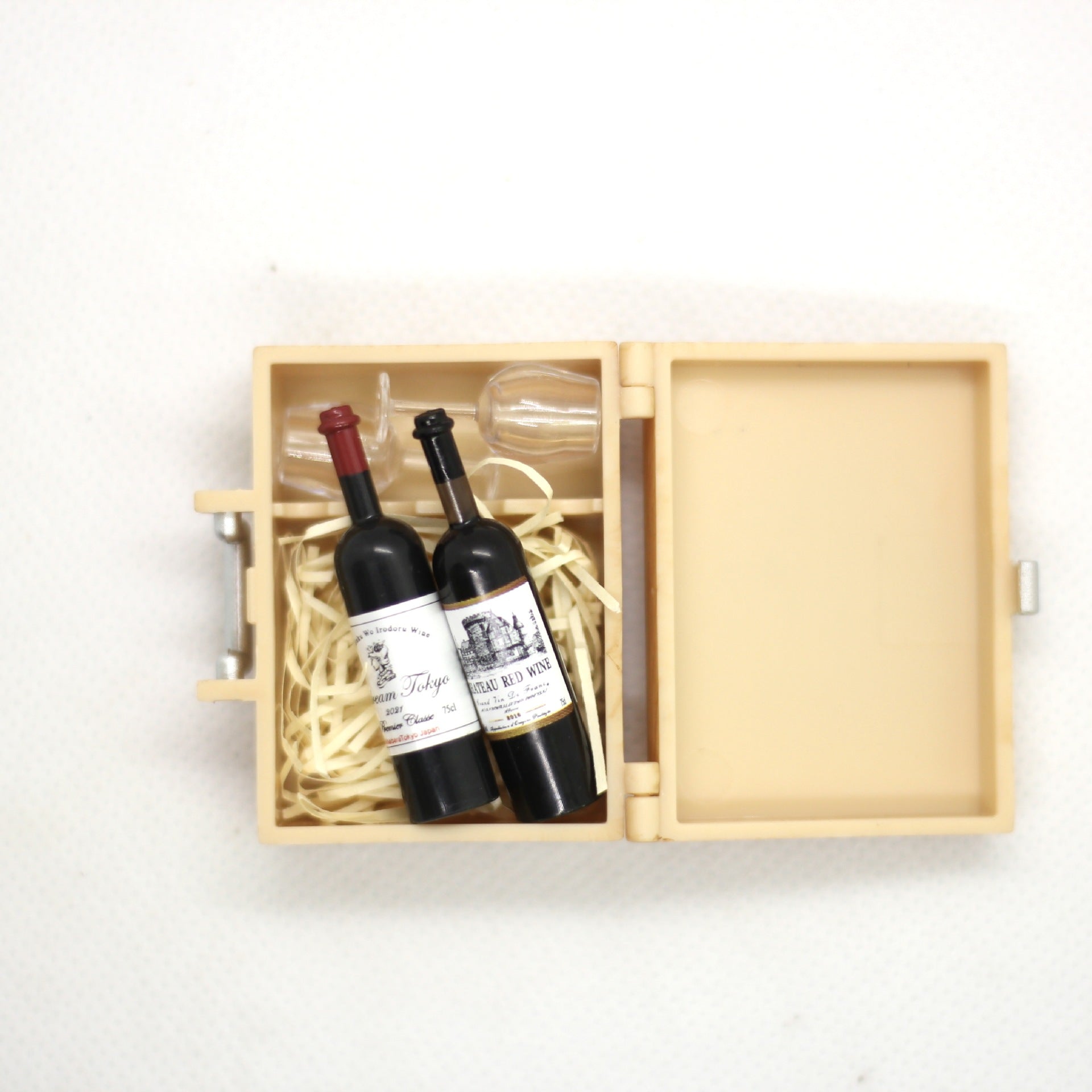 Wholesale mini simulation beer box beverage box model ornaments