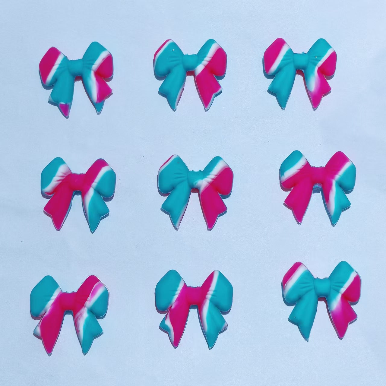 Wholesale 3D Shaped Bowknot Flowing Color Silicone Cartoon Beads