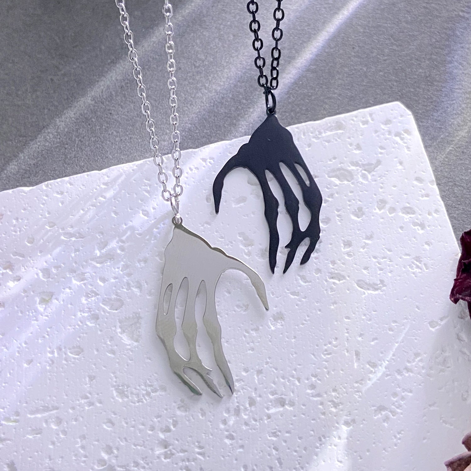 Wholesale Stainless Steel Black and White with Couple Skeleton Hand Heart Necklace