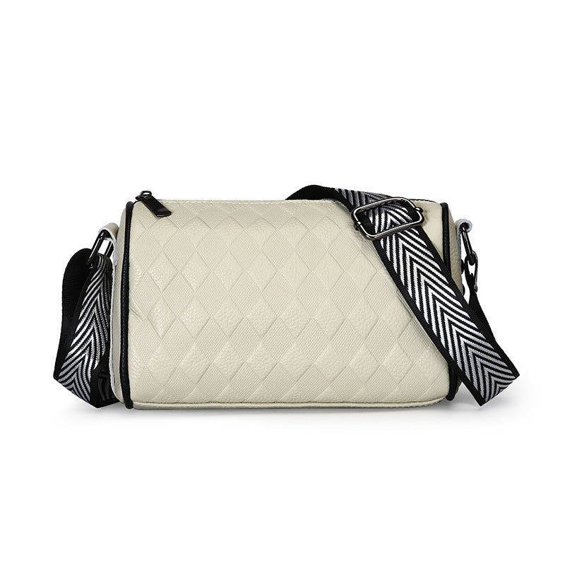 Wholesale First Layer Cowhide Fashion Embossed Rivet Genuine Leather Shoulder Bag