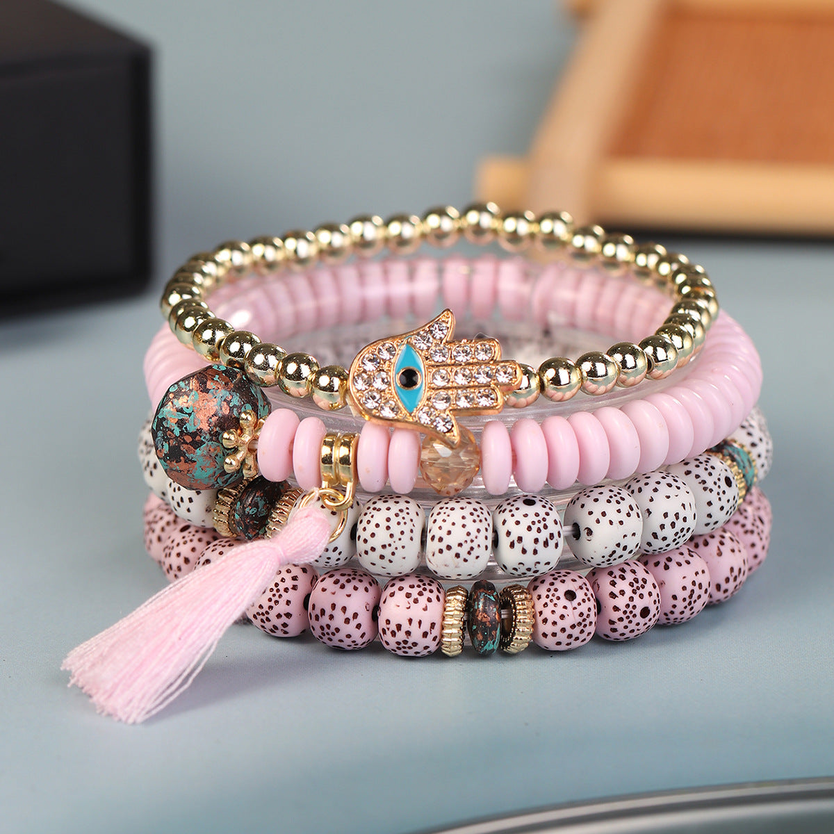 Wholesale Tassel Demon Palm Pendant Multi Layered Pendant Glass Elastic Bracelet