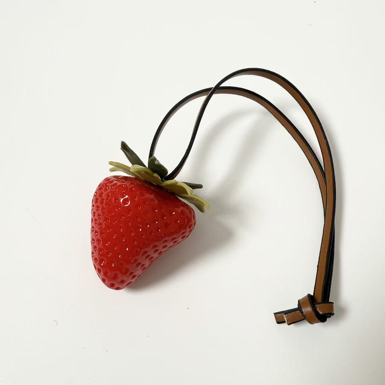 Wholesale Strawberry 3D Resin Cute Phone Lanyard Keychain