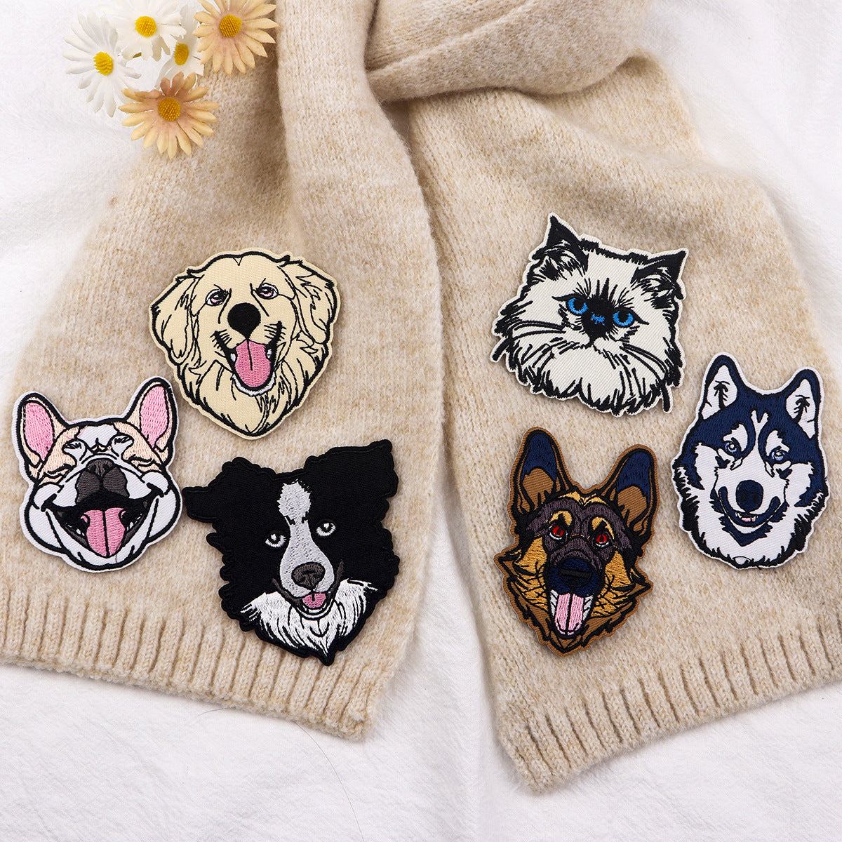 Wholesale 5pcs pet dog cartoon embroidery cloth patch cute pet animation hot melt adhesive cloth