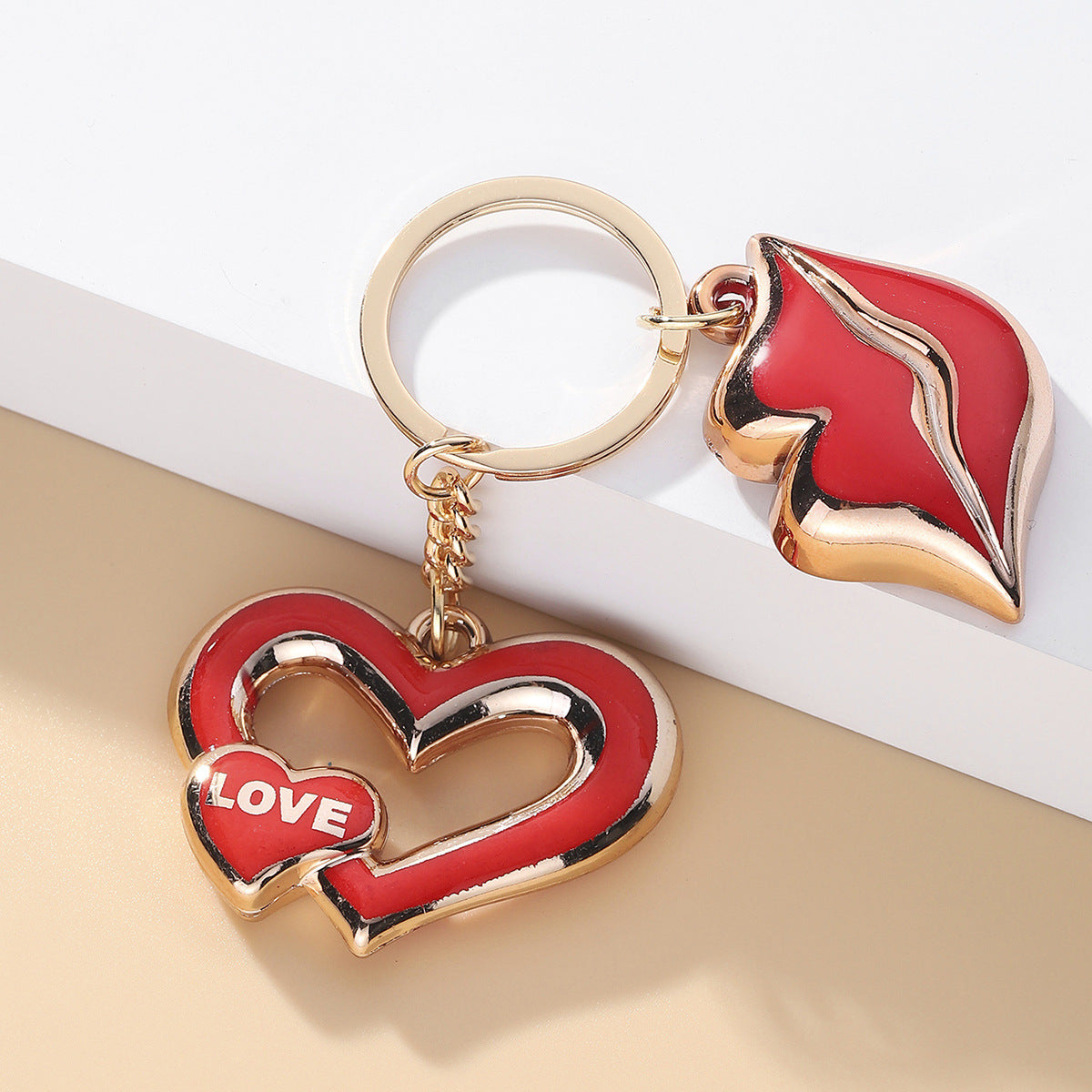 Wholesale Alloy Love Heart Shape Sexy Red Lips Keychain