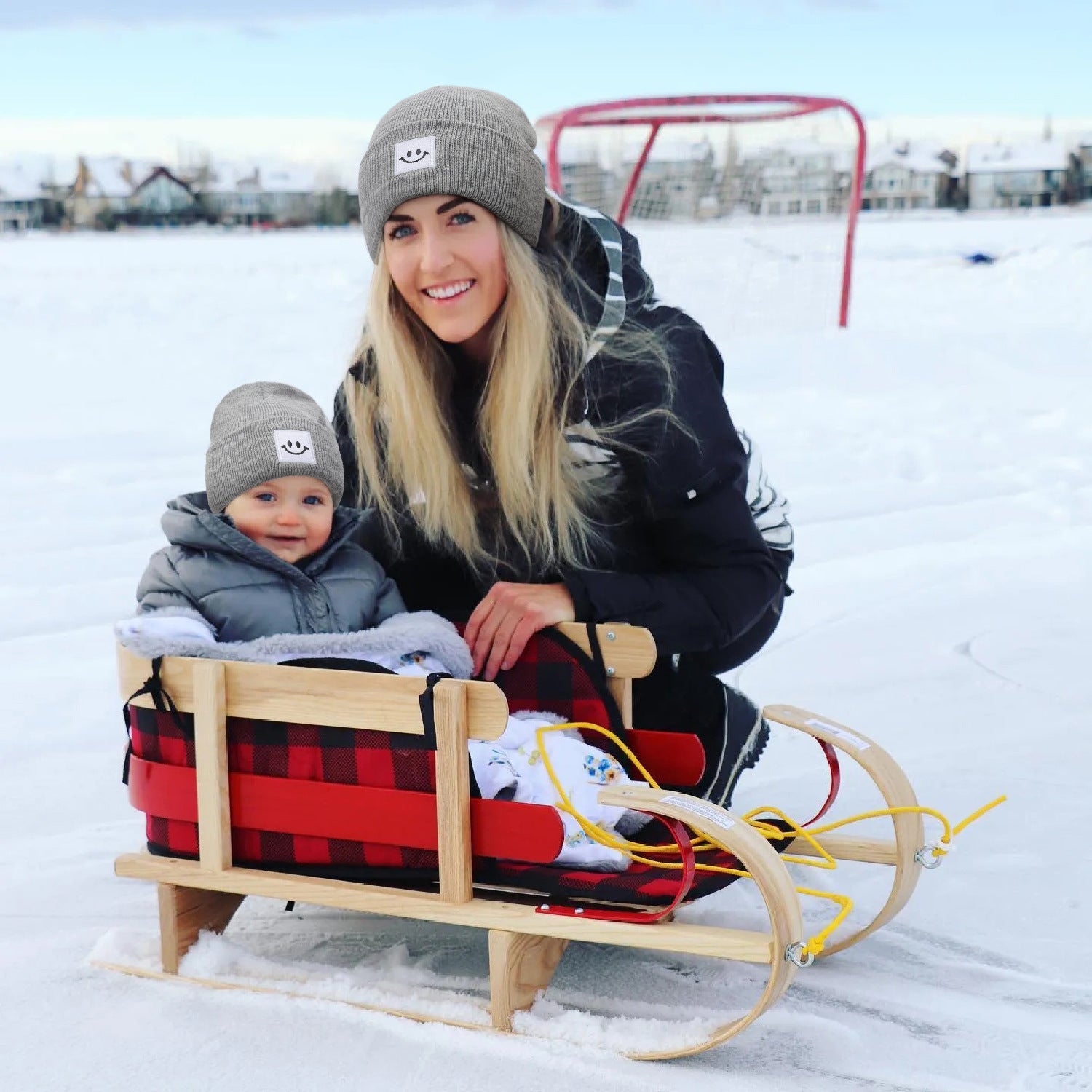 Wholesale Smiley Face Logo Outdoor Leisure All-match Warm Wool Children's Ladies Suit Beanie