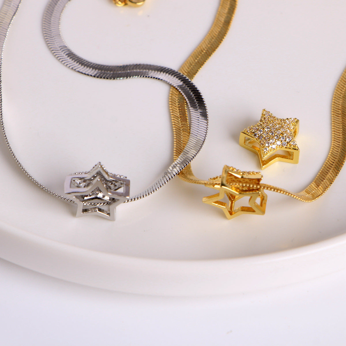 Wholesale gold-plated micro inlaid zircon heart-shaped star pendant necklace