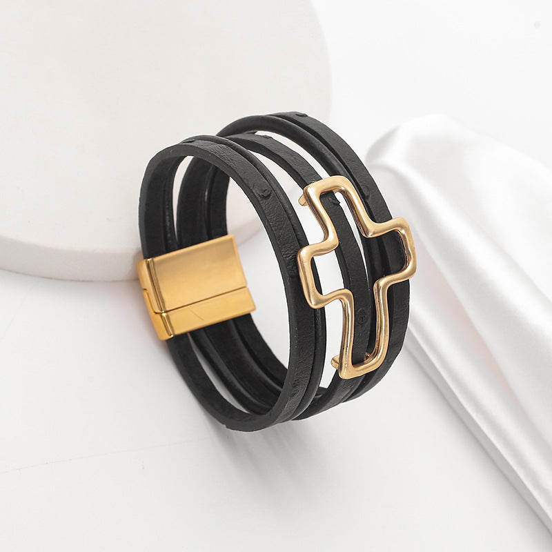 Wholesale Exaggerated Heart Leather Bracelet