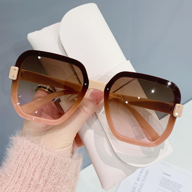 Wholesale Trendy Personality Gradient Ocean Film Rice Nail Large Frame Sunshade Frameless Casual Sunglasses