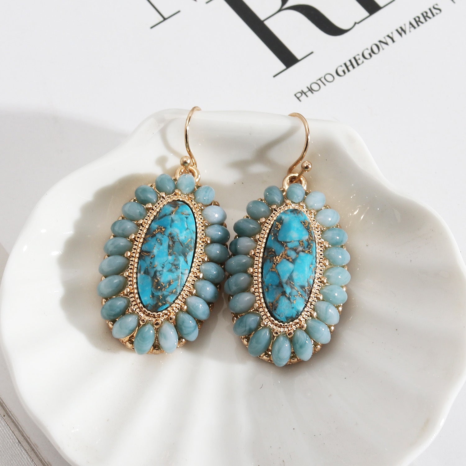 Wholesale Pearl Inlaid Fashion Abalone Oval Earrings