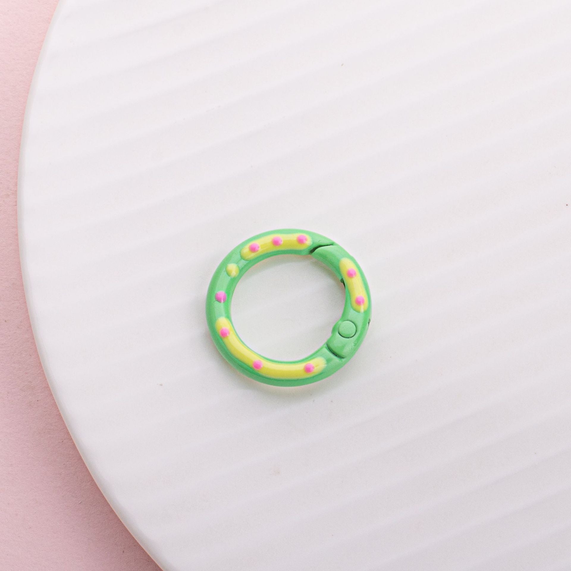 Wholesale Childlike Spring Buckle Double-sided Paint Hand-painted Colorful Polka Dot Round Alloy Keychain