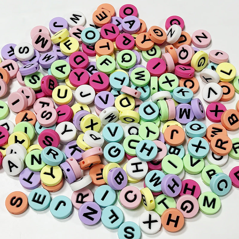 Wholesale 100pcs/pack Horizontal hole 26 letters bracelet silicone flat beads