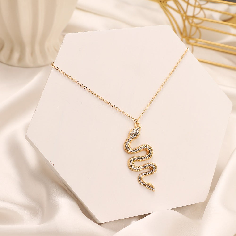 Wholesale Rhinestone Snake Pendant Alloy Necklaces