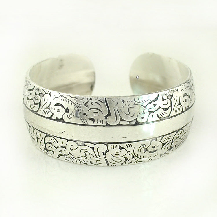 Wholesale  Bohemian Flower Teng Ancient Miao Silver Bracele Retro Wide Tibetan Silver Bracelet